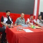 PSI Beri Prabowo Bapak Kebohongan Award 2019 vs LSM LIRA Anugerahi Prabowo BAKOR AWARD 2025